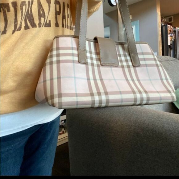 FINAL PRICE FLASH SALE🔥 AUTHENTIC VINTAGE BURBERRY PINK NOVA CANDY SHOULDER BAG - Picture 10 of 12